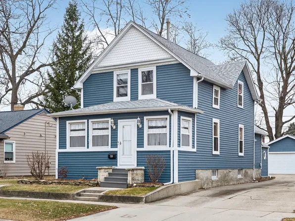 (undisclosed Address), Elgin, IL 60123