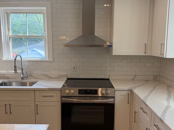 2nd image of 1 Murphy Ave #1