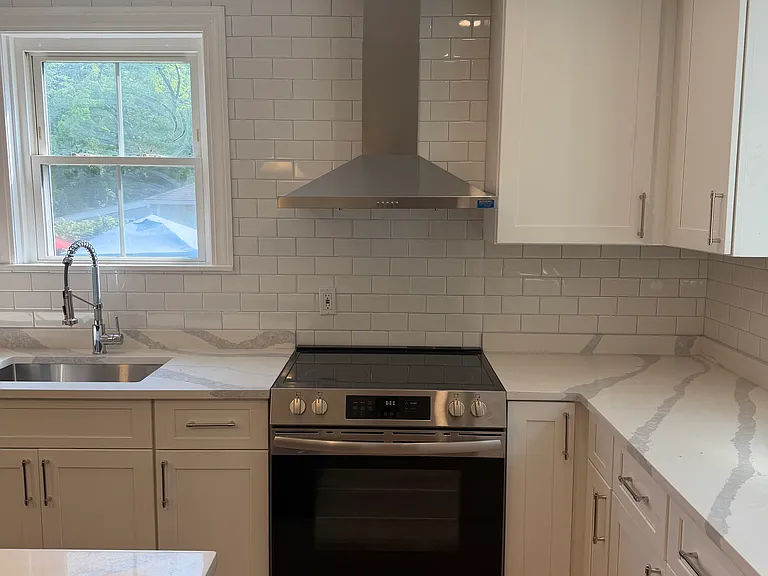 1 Murphy Ave #1 — Photo 2