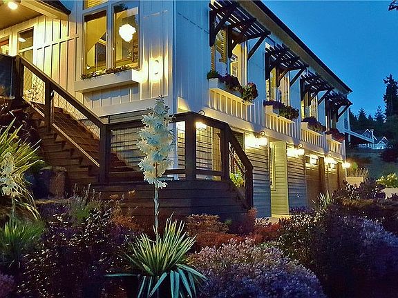 4th image of 7815 28th St. Ct NW