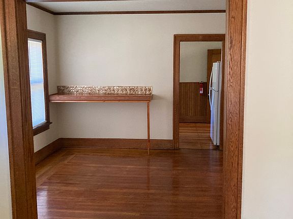 3rd image of 748 Wheaton Ave