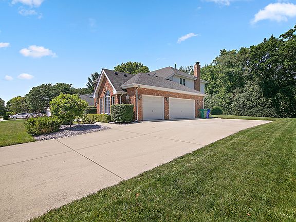 2nd image of 12532 Suffield Dr