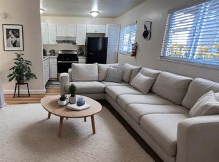 113 S East St, Oxnard, CA 93030