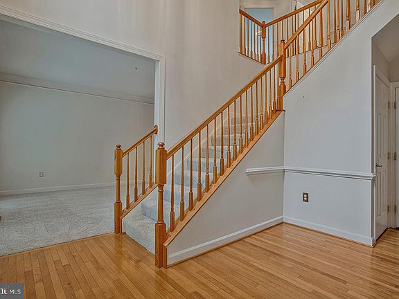 4th image of 2310 Nicol Cir