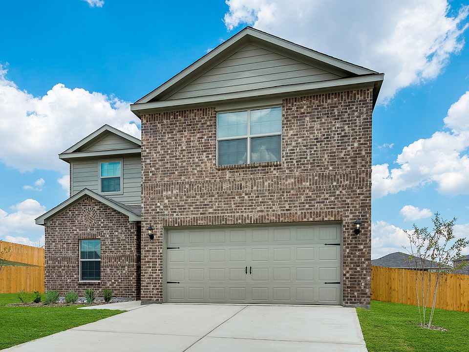 The Driftwood is now available for quick move-in at Chisholm Springs.