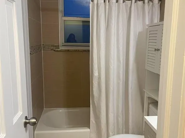 119-30 Poppenhusen Avenue image 9 of 9