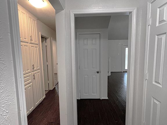 4th image of 6300 Brookcrest Dr