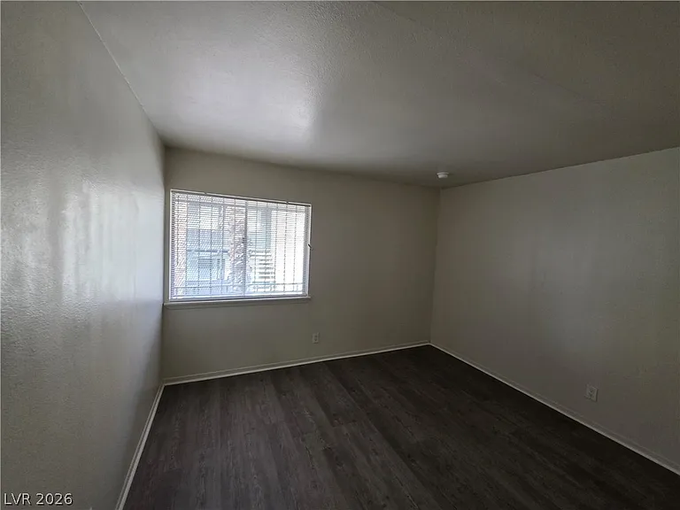 1440 Vegas Valley Dr #8 — Photo 32