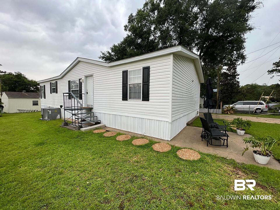 1st image of 1349 Caney Loop