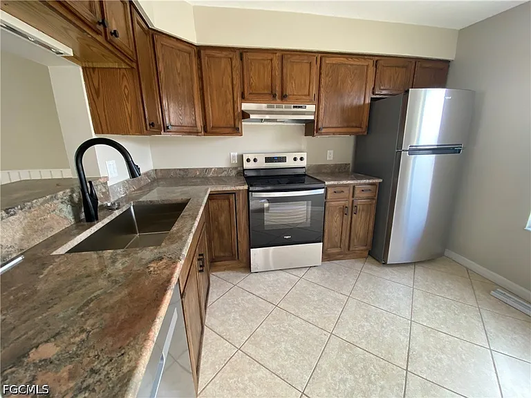 17407 Ellie Dr #409 — Photo 4