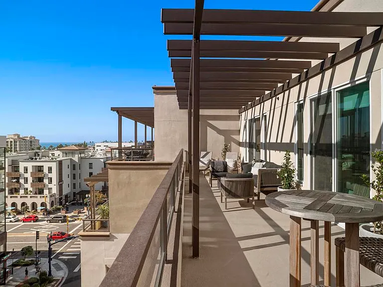 301 Mission Ave #605 — Photo 3
