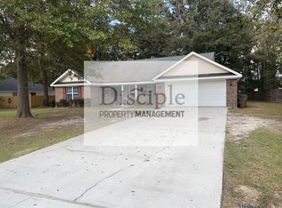 295 Creekside Cir, Ellabell, GA 31308
