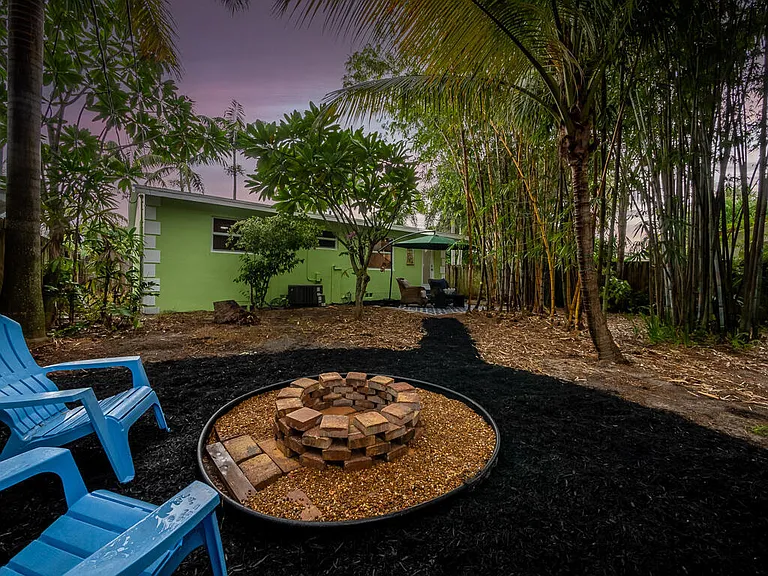418 N Palmway — Photo 27