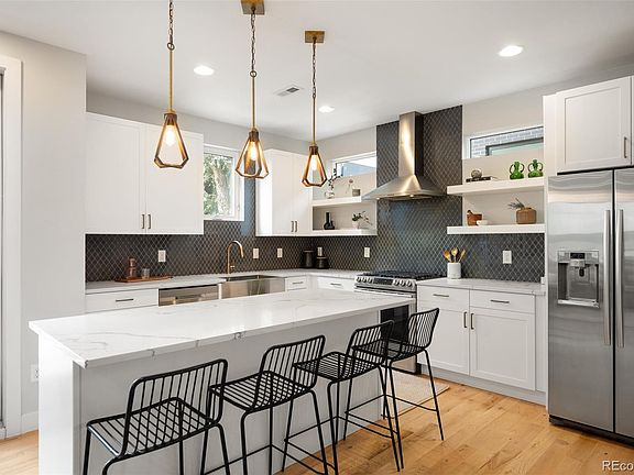 4th image of 1248 Newton Street