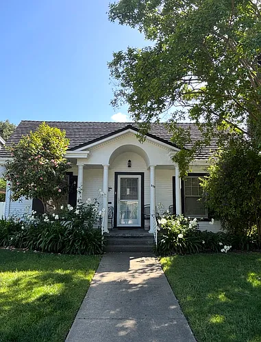 353 Loreto St Photo 1