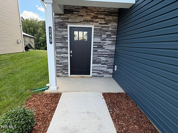 2nd image of 249 Chimney View Loop