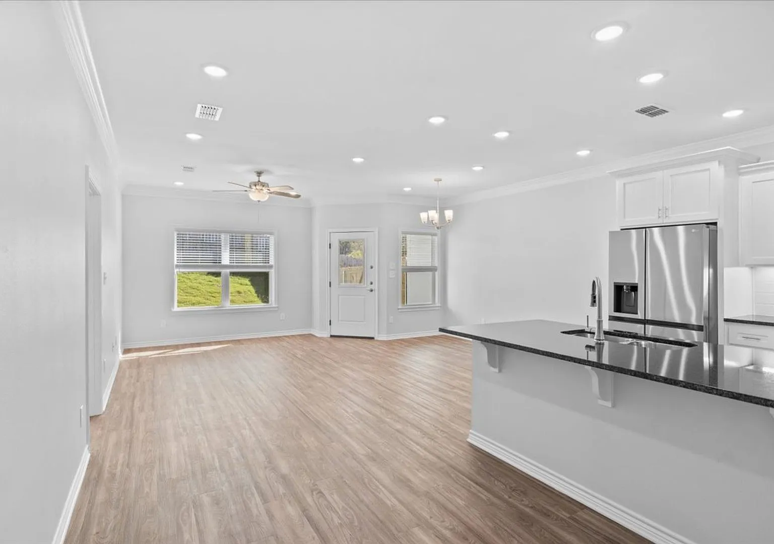 The Town Homes at Lindsey Park — Photo 4