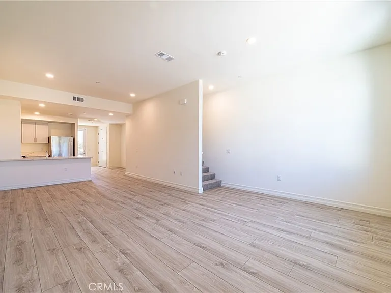 180 S New Ave #5 — Photo 14