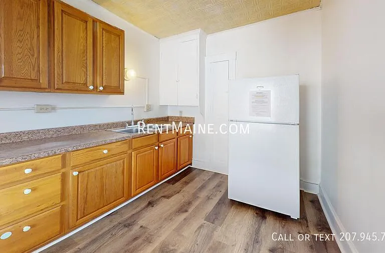 591 Main St #11 — Photo 6