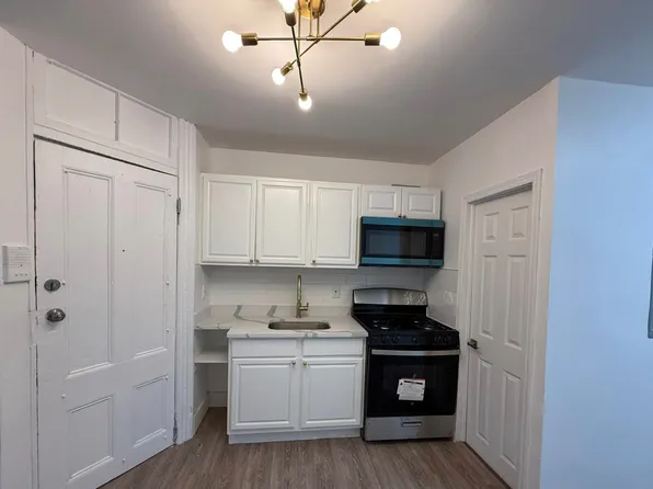 3469 Kennedy Boulevard image 2 of 5