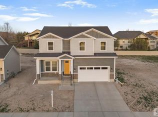 651 Pine Ridge Ln, Rexburg, ID 83440