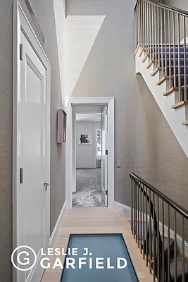 Sold by Leslie J. Garfield | media 9