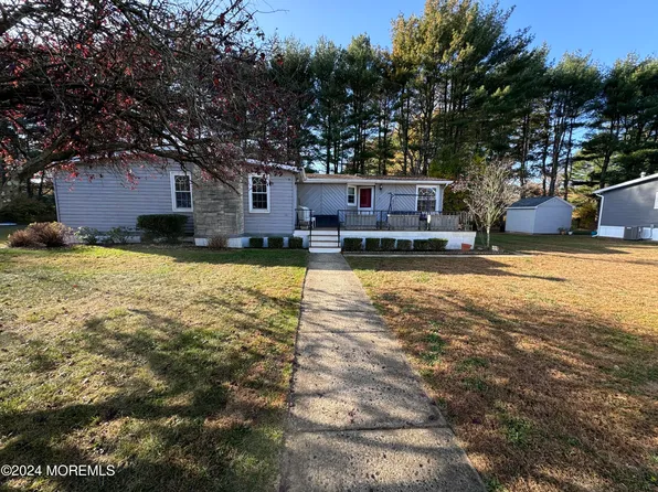 516 Rosalind Road, Freehold, NJ 07728