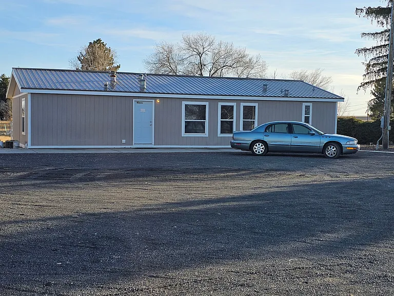 25 W Main St — Photo 12
