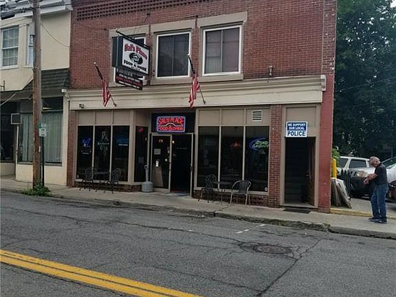 3rd image of 99 Vineyard Ave #2