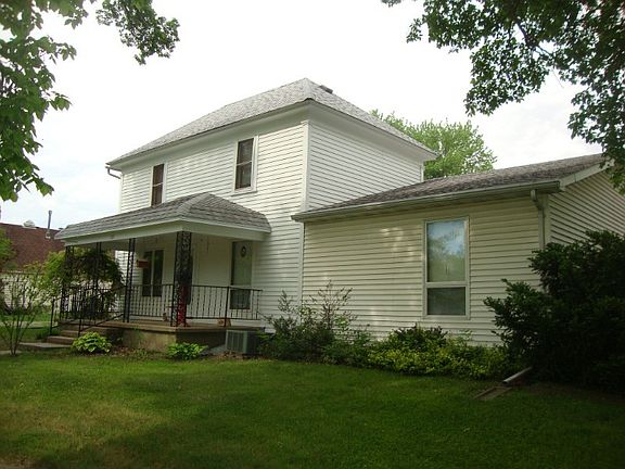3rd image of 103 N East Ave
