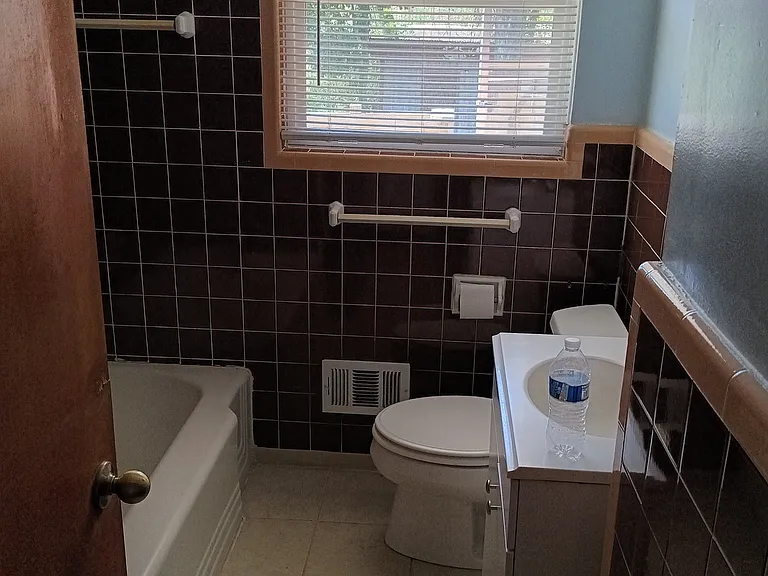 Pine Dr — Photo 13