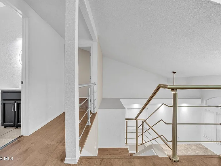 7489 Plaza Redonda Dr — Photo 24