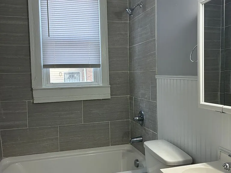648 S 37th St — Photo 12