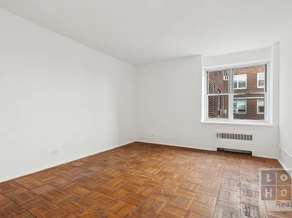 577 Grand Street image 15 of 29