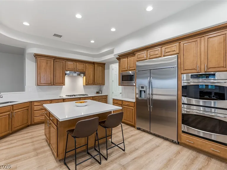 10848 Ickworth Ct — Photo 12