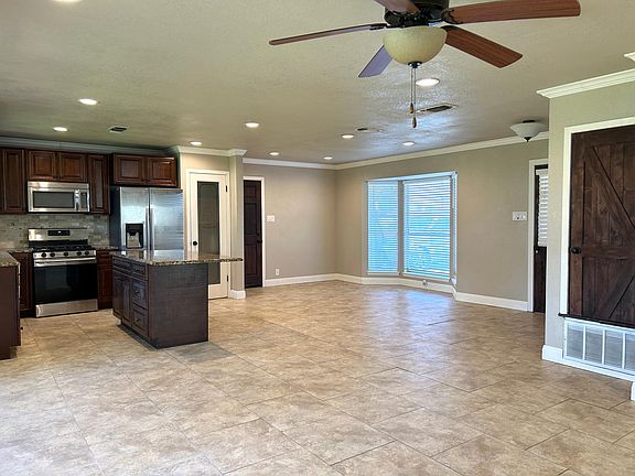 4th image of 10905 Mount Boracho Dr