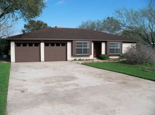 212 Timothy St, Inez, TX 77968