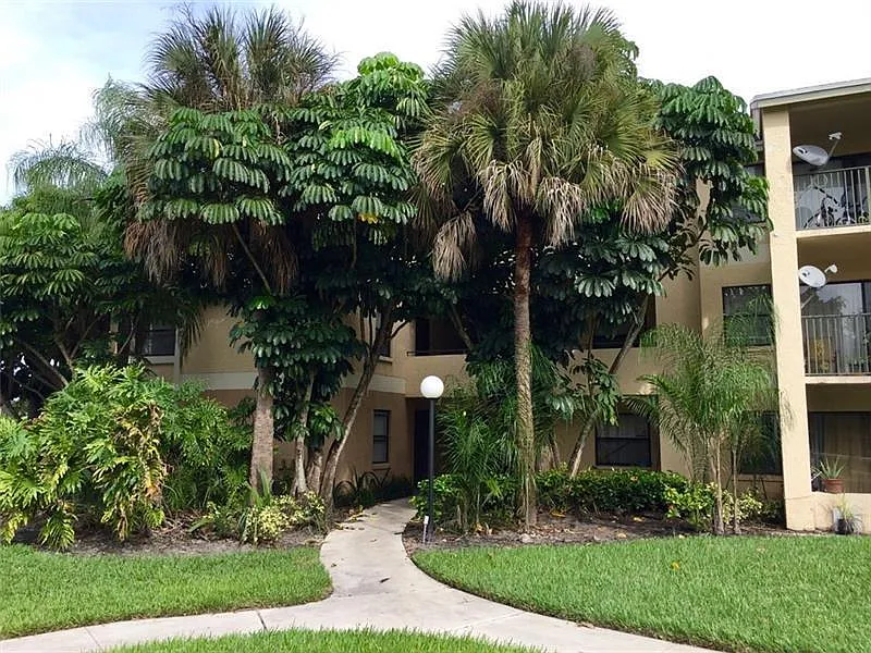 Photo 2 of 8 - 9999 Summerbreeze Dr #109 - Sunrise, FL Building Photo - 9999 Summerbreeze Dr #109