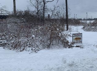 Hollywood Rd, Amsterdam, NY 12010