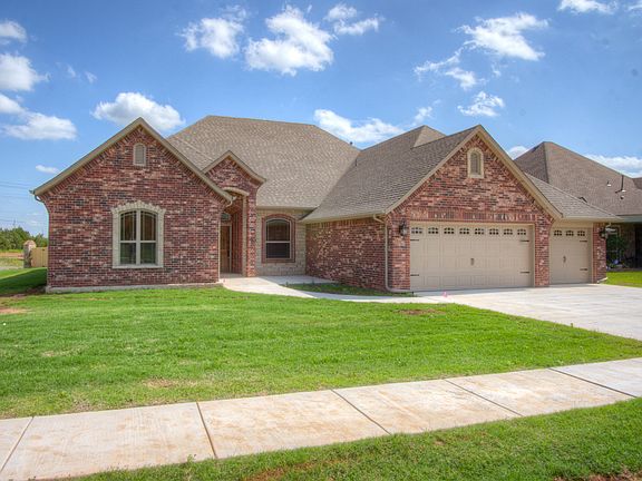 3rd image of 3116 Venice Ct