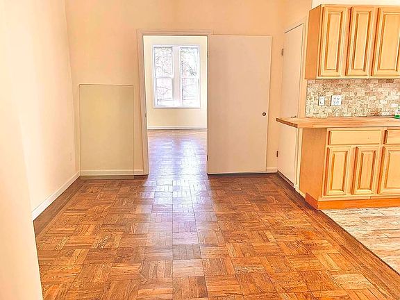 3rd image of 860 47th St Floor 2