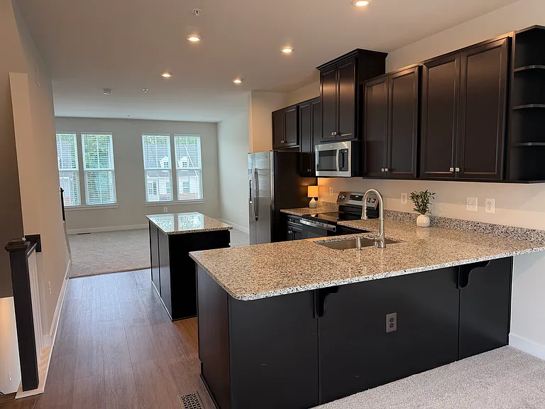 145 Spring Gate Ln — Photo 7