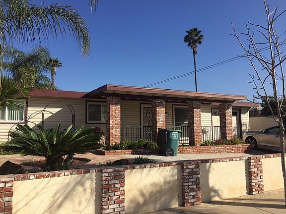 Super clean and ready for move in!