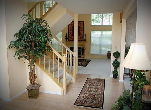 2nd image of 16831 Kingstowne Way Dr