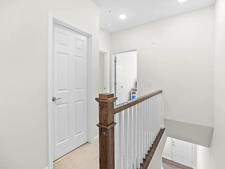 11 Leahy Dr — Photo 12