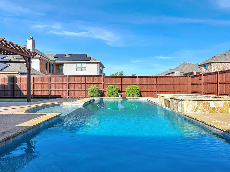 1615 Bryce Canyon Ln — Photo 41