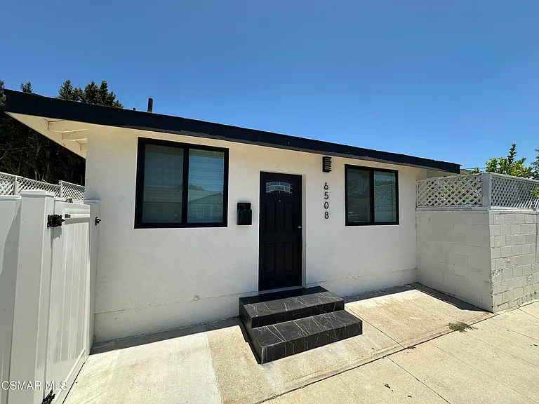 6508 Dannyboyar St — Photo 2