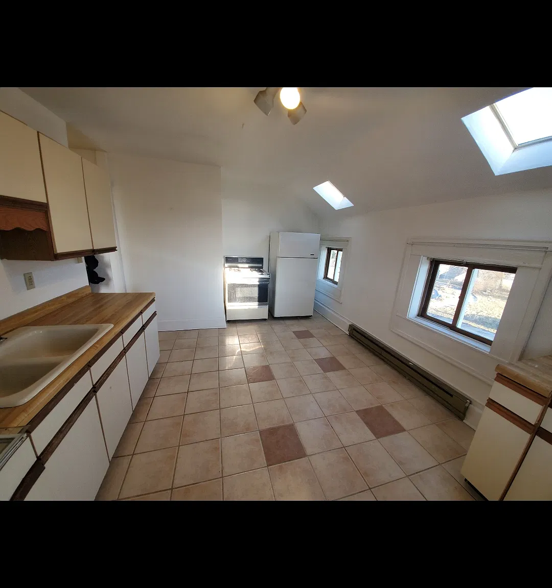 730 S Water St — Photo 1