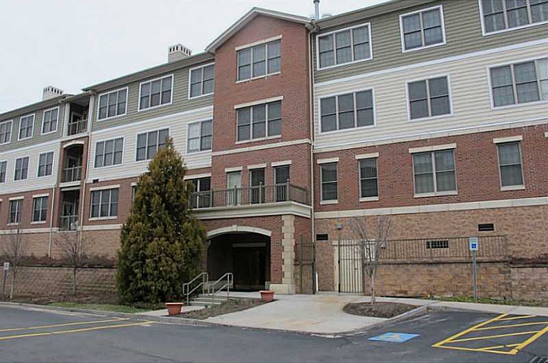 1st image of 1 Wayland Ave Unit 207N