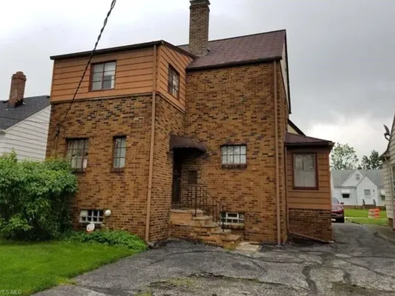 5170 Philip Ave — Photo 3